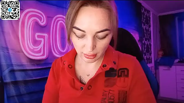 Snapshot of Vellora_ chatting on February 27, 2026, 8:20 pm Vellora online show from February 27, 2026, 8:20 pm