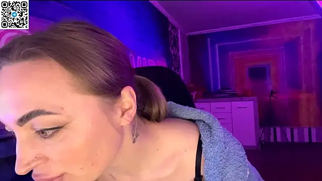 Vellora  online show from April 15, 2026, 8:20 pm