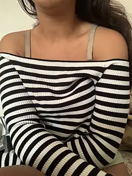 Nour-Lina online show from February 28, 2026, 9:32 am