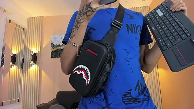 DesiresOfOlympus  online show from April 9, 2026, 7:19 pm