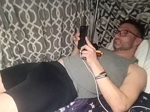 CashDaddyxx online show from March 3, 2026, 11:32 pm