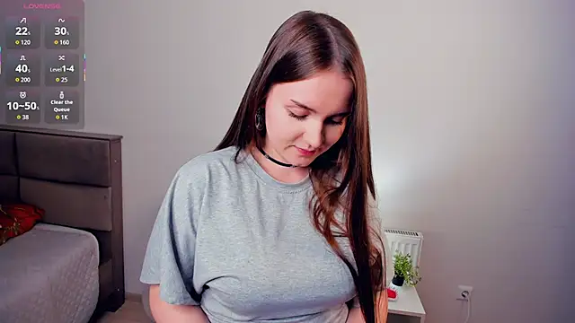 Snapshot of CrissyKales chatting on April 2, 2026, 5:43 pm CrissyKales online show from April 2, 2026, 5:43 pm