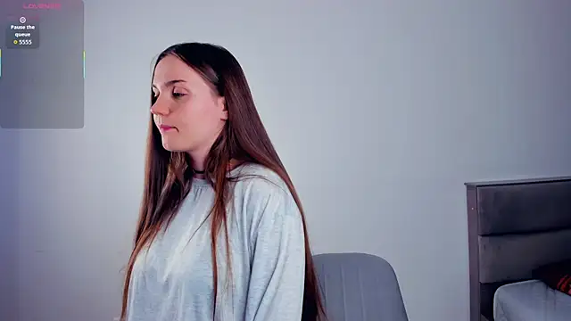 Snapshot of CrissyKales chatting on April 3, 2026, 5:55 pm CrissyKales online show from April 3, 2026, 5:55 pm