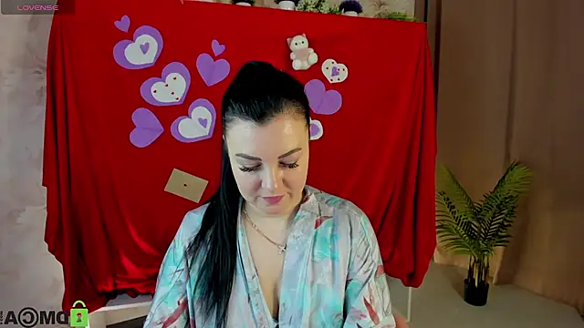 Snapshot of Monika_Martinezz chatting on February 12, 2026, 3:56 am Monika Martinezz online show from February 12, 2026, 3:56 am