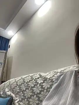 Youyou 12 online show from February 14, 2026, 6:59 pm