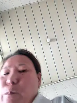 Youyou 12 online show from March 30, 2026, 12:00 am