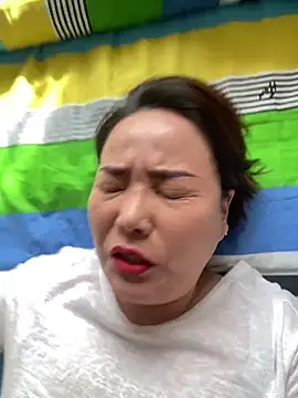 Youyou 12 online show from April 13, 2026, 12:27 am