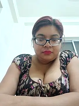 Snapshot of Elie_Hallway chatting on February 22, 2026, 6:50 pm Elie Hallway online show from February 22, 2026, 6:50 pm