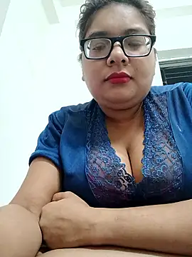 Elie Hallway online show from March 31, 2026, 6:41 pm