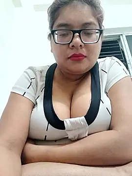 Elie Hallway online show from April 2, 2026, 7:11 pm