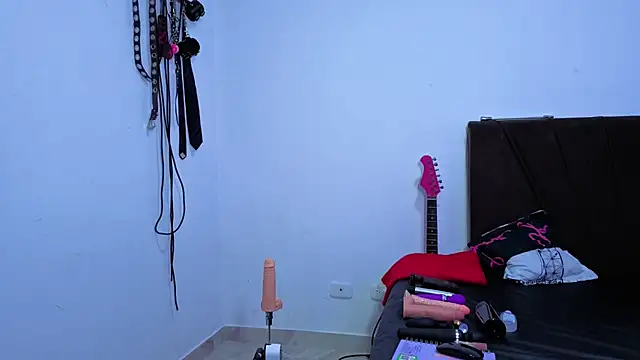 Snapshot of Iam_kimh chatting on February 26, 2026, 6:40 pm Iam kimh online show from February 26, 2026, 6:40 pm