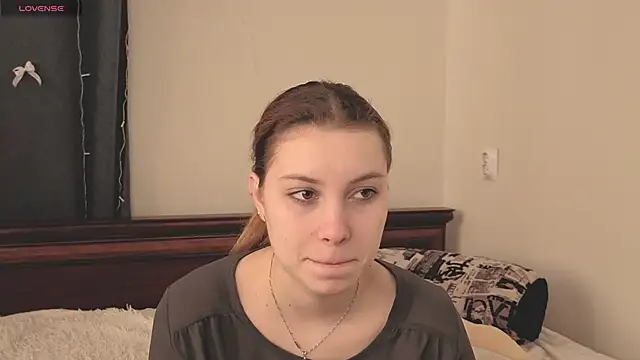 JadwigaTagliavia online show from March 27, 2026, 9:10 am