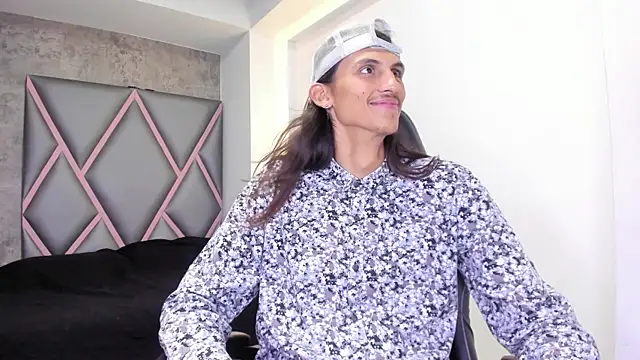 Noha-Smith online show from February 5, 2026, 4:28 am