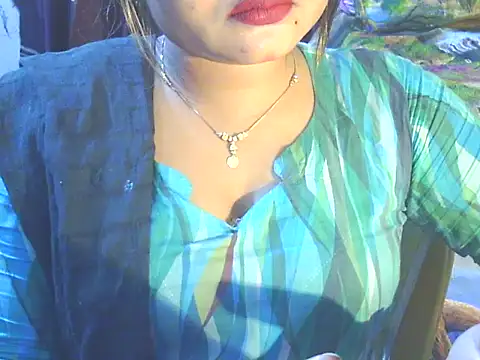 Nusrat Faria online show from March 8, 2026, 2:32 pm