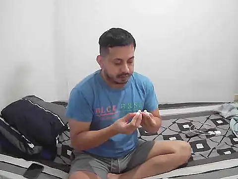 JonatanBail online show from February 8, 2026, 9:56 am