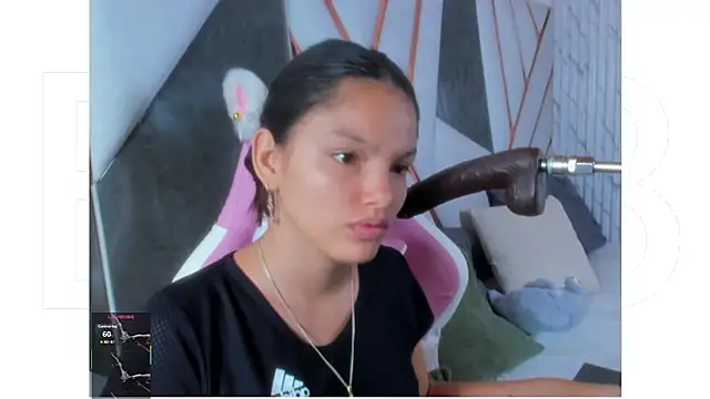 Snapshot of isa_kolins chatting on July 1, 2026, 12:18 pm isa kolins online show from July 1, 2026, 12:18 pm