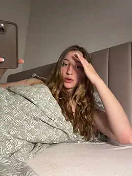 romyxxs online show from March 20, 2026, 11:42 pm