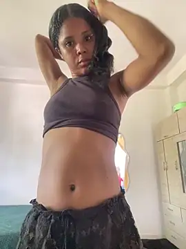 LIA PARKERR online show from May 22, 2026, 6:46 pm