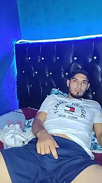 Snapshot of junior_men22 chatting on February 7, 2026, 12:20 pm junior men22 online show from February 7, 2026, 12:20 pm