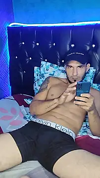 Snapshot of junior_men22 chatting on February 8, 2026, 12:19 pm junior men22 online show from February 8, 2026, 12:19 pm