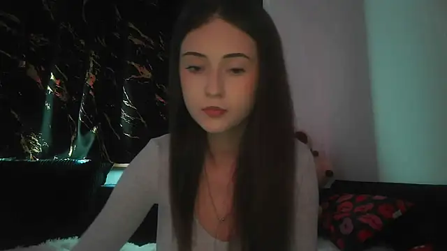 Snapshot of karlaluuvv chatting on March 20, 2026, 2:33 pm karlaluuvv online show from March 20, 2026, 2:33 pm