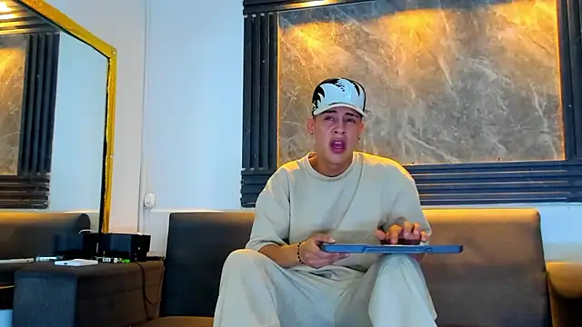 Dominic 26 online show from March 1, 2026, 8:11 pm