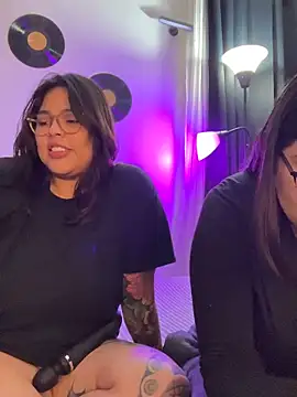 KittyTatts online show from February 19, 2026, 2:51 am