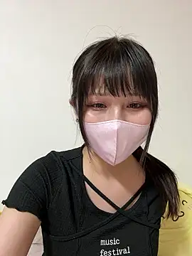 Mitsuki  jp online show from February 9, 2026, 12:53 pm