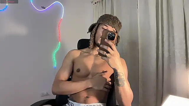 rafael stone11 online show from February 28, 2026, 2:56 am