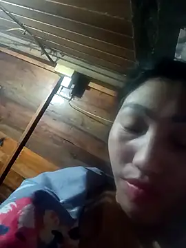 Snapshot of hot-luna- chatting on February 12, 2026, 10:38 pm hot-luna- online show from February 12, 2026, 10:38 pm