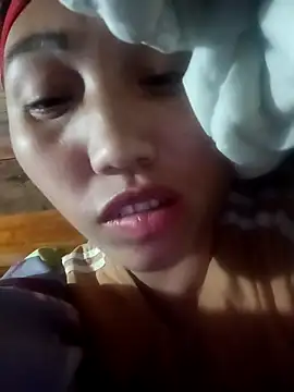 Snapshot of hot-luna- chatting on February 14, 2026, 12:35 pm hot-luna- online show from February 14, 2026, 12:35 pm