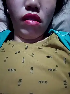 Snapshot of hot-luna- chatting on February 21, 2026, 9:49 pm hot-luna- online show from February 21, 2026, 9:49 pm