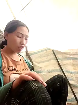 Snapshot of hot-luna- chatting on February 24, 2026, 1:14 am hot-luna- online show from February 24, 2026, 1:14 am