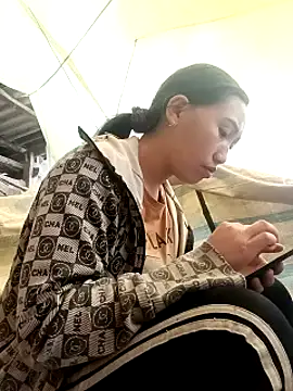 hot-luna- online show from March 6, 2026, 12:51 am