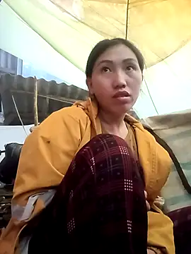 hot-luna- online show from March 15, 2026, 10:54 am