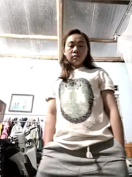 Bella-222 online show from February 13, 2026, 8:38 pm