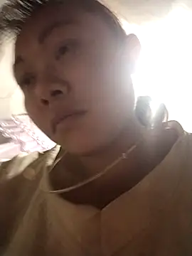 Snapshot of Bella-222 chatting on March 21, 2026, 11:48 am Bella-222 online show from March 21, 2026, 11:48 am