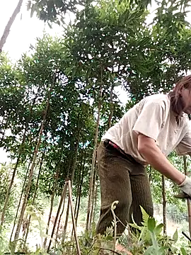 Snapshot of Bella-222 chatting on March 25, 2026, 1:33 am Bella-222 online show from March 25, 2026, 1:33 am