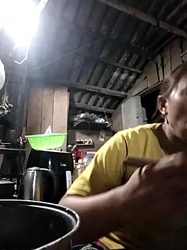 Snapshot of Bella-222 chatting on March 27, 2026, 1:22 pm Bella-222 online show from March 27, 2026, 1:22 pm