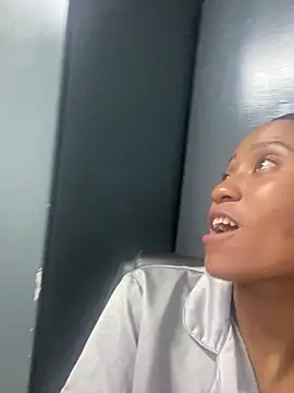 Amari 26 online show from February 11, 2026, 3:00 am