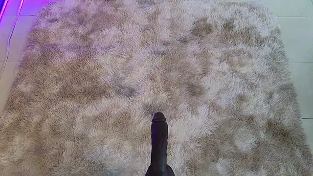 Ladyy brownn online show from March 19, 2026, 11:36 am