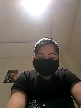 Snapshot of Suhanahotty1 chatting on February 13, 2026, 6:53 am Suhanahotty1 online show from February 13, 2026, 6:53 am