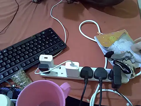 precious035 online show from February 6, 2026, 7:28 pm