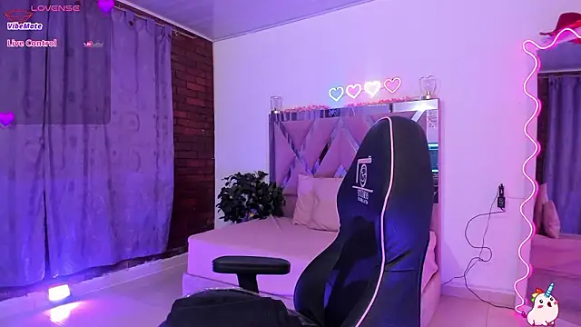 Snapshot of ZAYRA_TAY chatting on February 2, 2026, 11:53 am ZAYRA TAY online show from February 2, 2026, 11:53 am