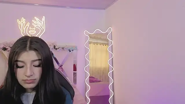 Snapshot of NEFTIS_TAY chatting on February 25, 2026, 7:01 pm NEFTIS TAY online show from February 25, 2026, 7:01 pm