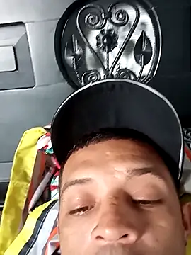 Hot Veteran 1 online show from April 12, 2026, 6:24 pm