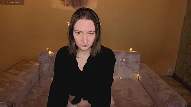 SelestiaSnata online show from March 5, 2026, 1:45 am