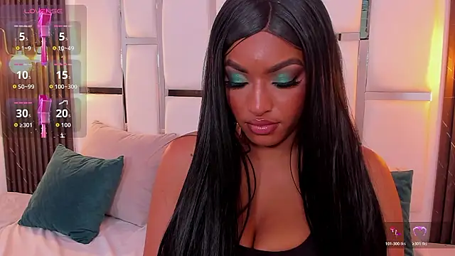  luna rossee  online show from March 17, 2026, 12:59 am