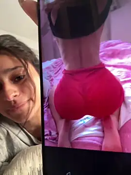 Snapshot of madison90 chatting on February 5, 2026, 9:41 pm madison90 online show from February 5, 2026, 9:41 pm