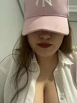 Snapshot of maryam-6 chatting on February 12, 2026, 9:21 pm maryam-6 online show from February 12, 2026, 9:21 pm